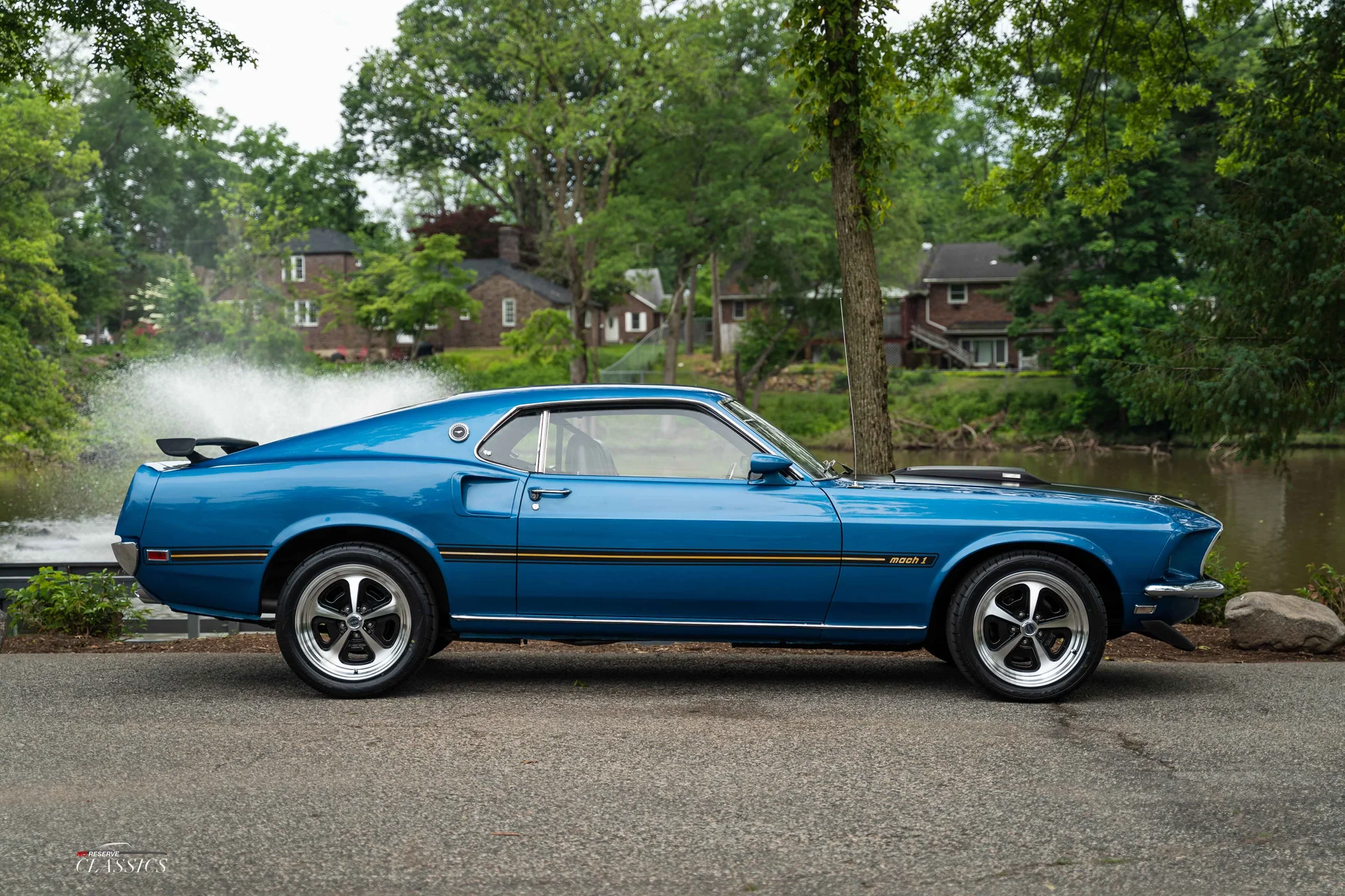 1969 ford mustang mach 1 390 fastback